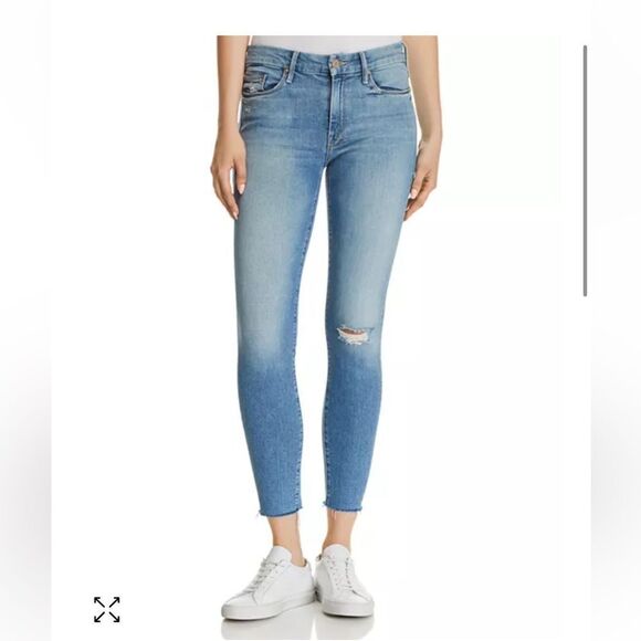 MOTHER Looker Ankle Fray Jeans in Love Gun - Picture 1 of 3